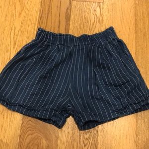 Pinstripe short